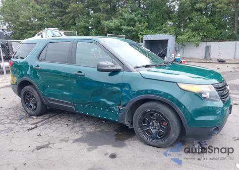 2015 Ford Police Interceptor z USA, uszkodzony, nr VIN 1FM5K8AR9FGB26798